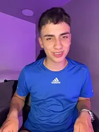 AdrianRinaldi webcam model stream image