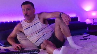 XWolfX_ webcam model stream image