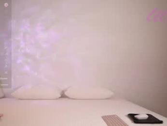 _lillilly_ webcam model stream image