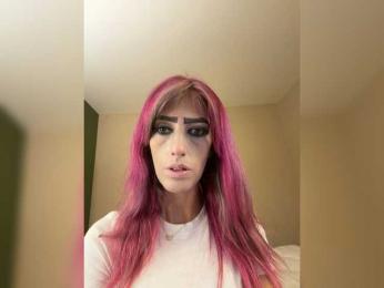 Prettykittee101 webcam model stream image