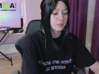 queenofwandss webcam model stream image