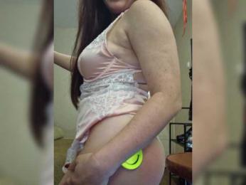 Flirt_Red webcam bongacams model stream image