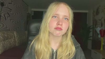 VickiLehtinen webcam cam4 model stream image