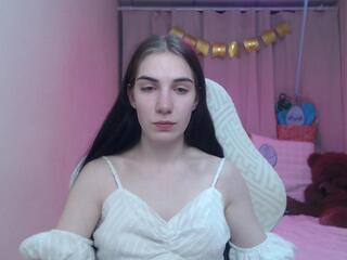 Nika Stark webcam model stream image