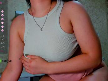 _Pretty_ webcam model stream image