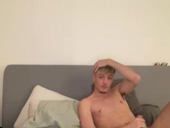 callumandcole webcam model stream image