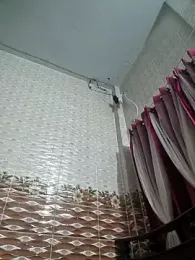 Younger_Couples webcam model stream image