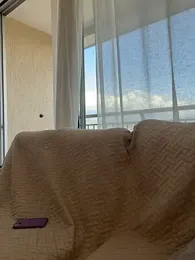 Leonarrrd_01 webcam model stream image