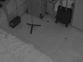 voyeurcam-julmodels-bed-7 webcam model stream image