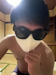 yoyoi_yoi webcam model stream image