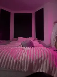 LilaMason webcam model stream image