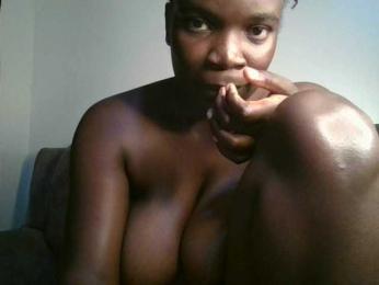 Shadowsweets webcam bongacams model stream image