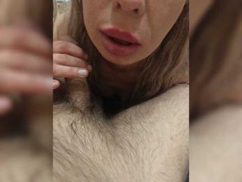 Dooomina35 webcam model stream image