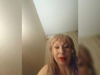 Dooomina35 webcam model stream image