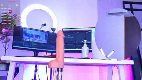 maykka webcam model stream image