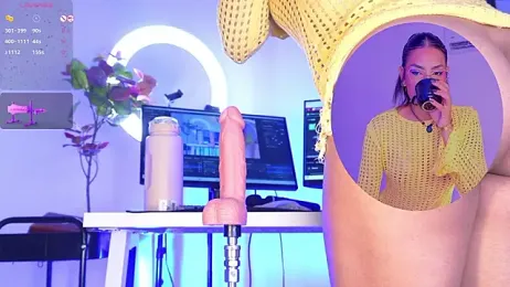 maykka webcam model stream image