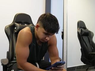 Kevin Bray webcam model stream image