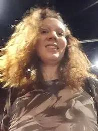 Exhibitionsplit webcam model stream image