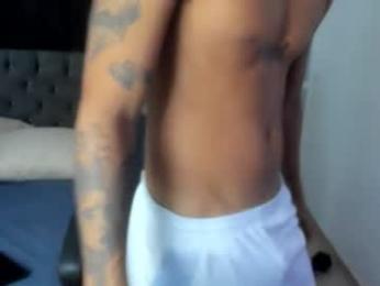 slim_master12 webcam model stream image