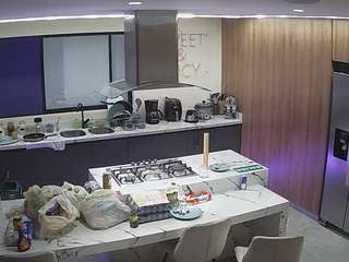 voyeurcam-casa-salsa-kitchen webcam model stream image