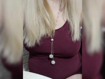 Tata42 webcam model stream image