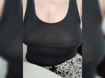 Tata42 webcam model stream image