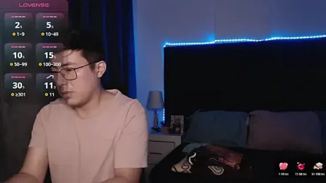 andrewmhilton_ webcam model stream image