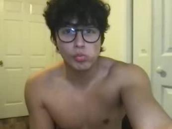 hyunluv webcam model stream image