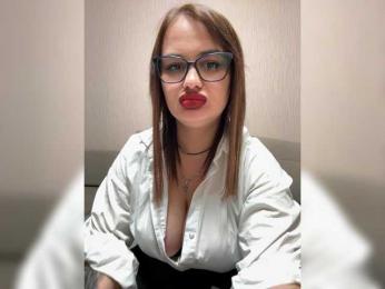 Sweetgirl31111 webcam bongacams model stream image