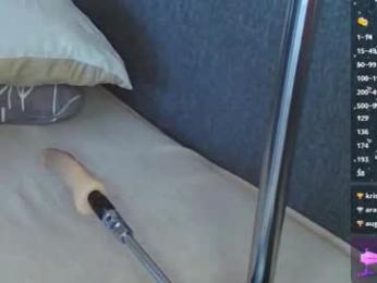 _little_alice_ webcam model stream image