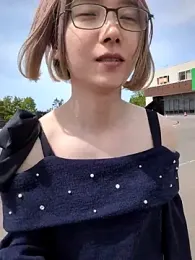 takusaki223 webcam model stream image