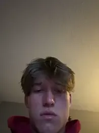 CollegeBull19 webcam model stream image