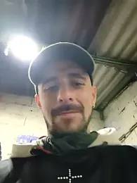 fire_menxxx001 webcam model stream image