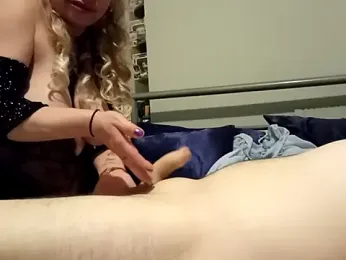 Sofialovee69 webcam model stream image