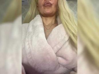 VLADA777 webcam model stream image