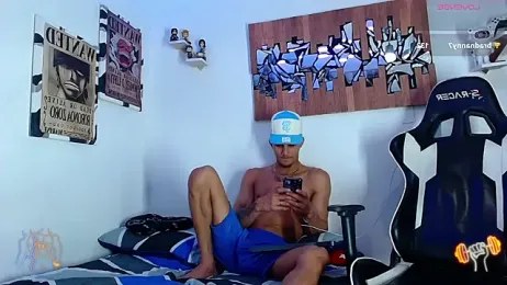 Friendsofeverything_ webcam model stream image