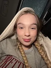 -teenytiny- webcam model stream image