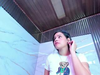 Lucy Hardd webcam model stream image