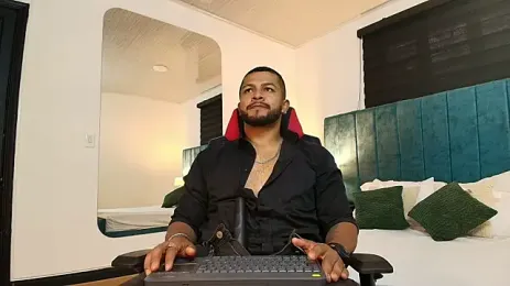 Bruno_Silva_ webcam model stream image