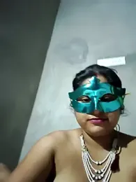 Sexy_khushi19 webcam stripchat model stream image