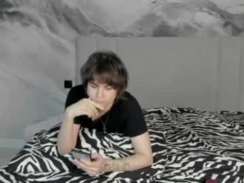 lazydarkknight webcam model stream image