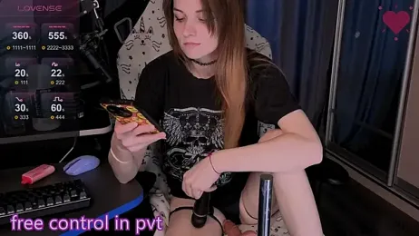Elfo-s_dreams webcam model stream image
