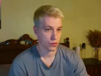 ethan7inches webcam model stream image