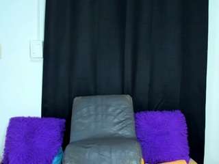 yhendelyn-stone webcam model stream image