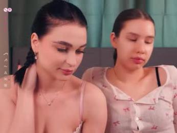 suziegoglia webcam model stream image