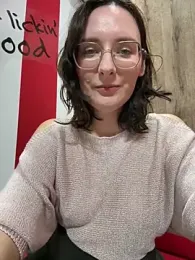 The_Snowwhitee webcam stripchat model stream image