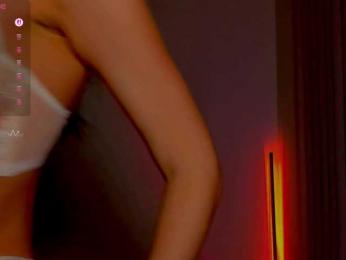 AndreaBlossom webcam model stream image