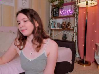 LilithVermillion webcam model stream image