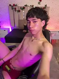 kaelwolf_tay webcam model stream image