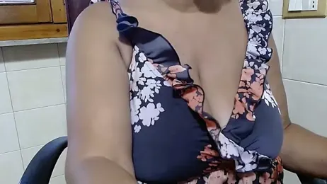 Foxlady2271 webcam stripchat model stream image